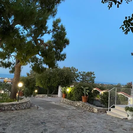 Monte Simeone Отель типа 