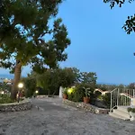 Monte Simeone Bed & Breakfast