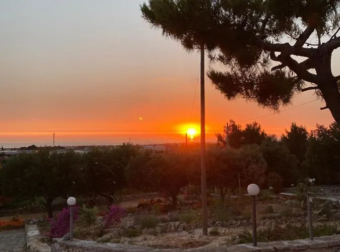 Monte Simeone לינה וארוחת בוקר פולינאנו א מארה