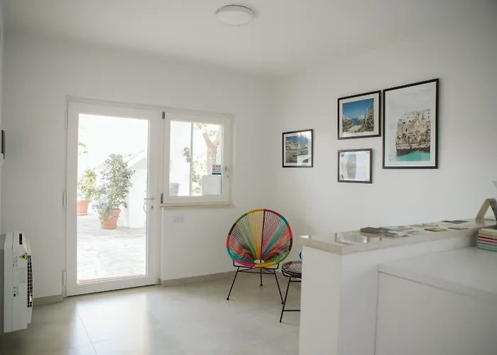 Monte Simeone לינה וארוחת בוקר פולינאנו א מארה