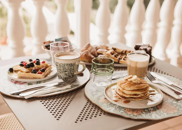 Monte Simeone לינה וארוחת בוקר